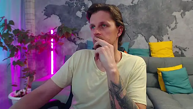 VikingChrisss online show from April 3, 10:23 am