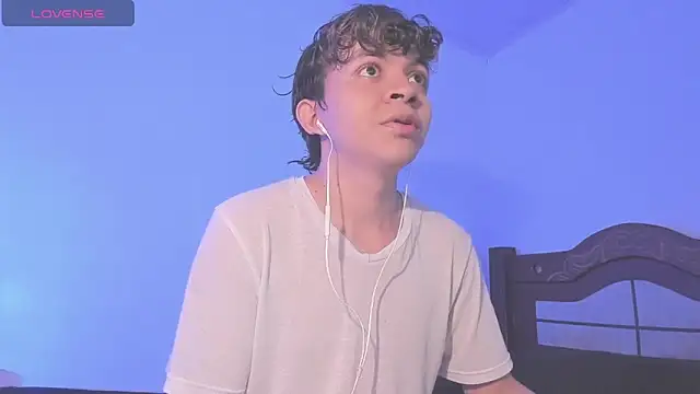 Lucaas King online show from December 5, 5:51 pm