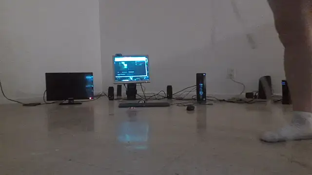 Peachestabby147 online show from October 10, 4:39 am