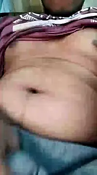 Snapshot of mrshine chatting on December 2, 10:38 am mrshine online show from December 2, 10:38 am