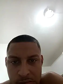 emrehliug12 online show from February 12, 7:20 pm