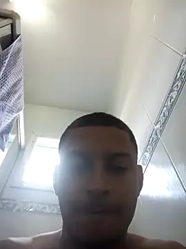 Snapshot of emrehliug12 chatting on March 12, 1:08 pm emrehliug12 online show from March 12, 1:08 pm