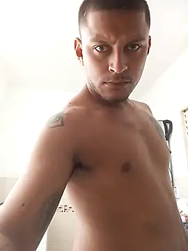 emrehliug12 online show from February 3, 2:44 pm