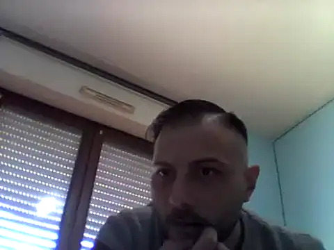 Snapshot of coppiasenzacensura chatting on March 11, 10:07 am coppiasenzacensura online show from March 11, 10:07 am