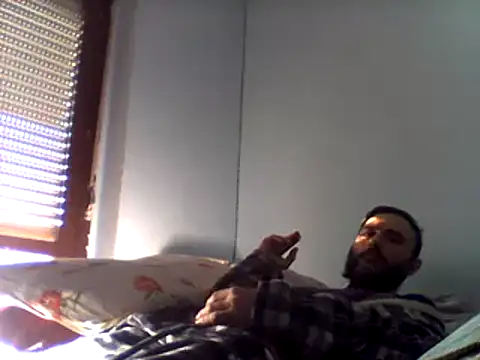 Snapshot of coppiasenzacensura chatting on December 12, 7:41 am coppiasenzacensura online show from December 12, 7:41 am
