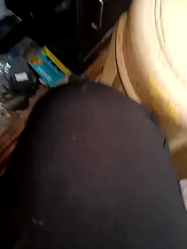 u wan me online show from October 25, 10:28 am