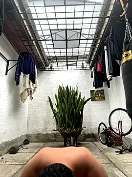 oliver price1 online show from October 9, 7:30 pm